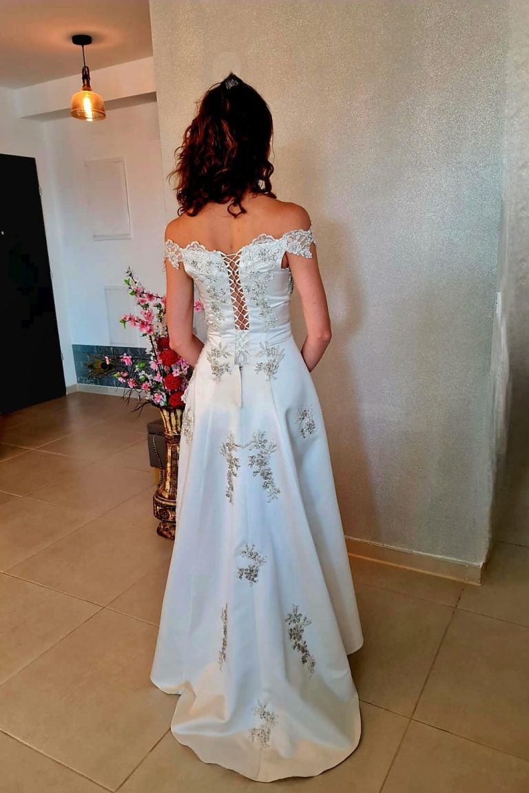 4500 купить/2250 снять