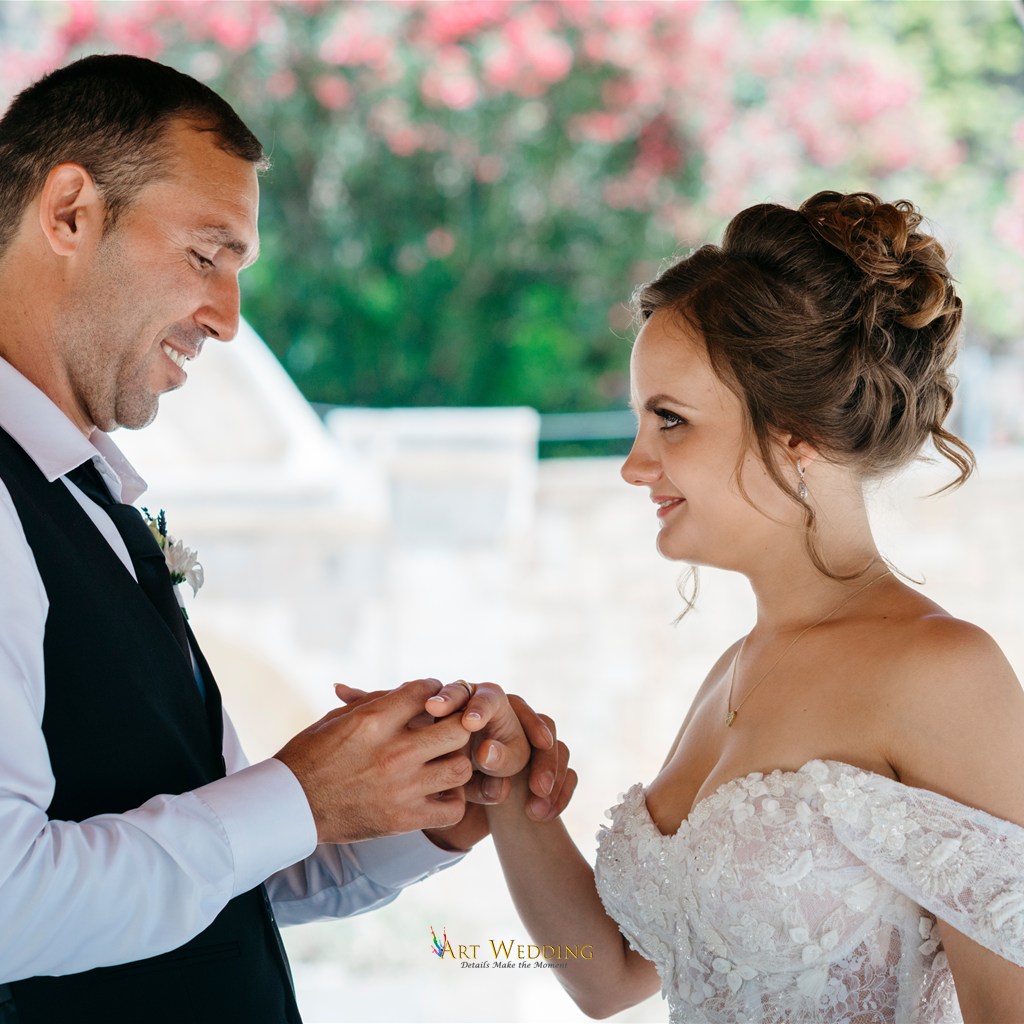 Exchange of rings at Peyia Gardens