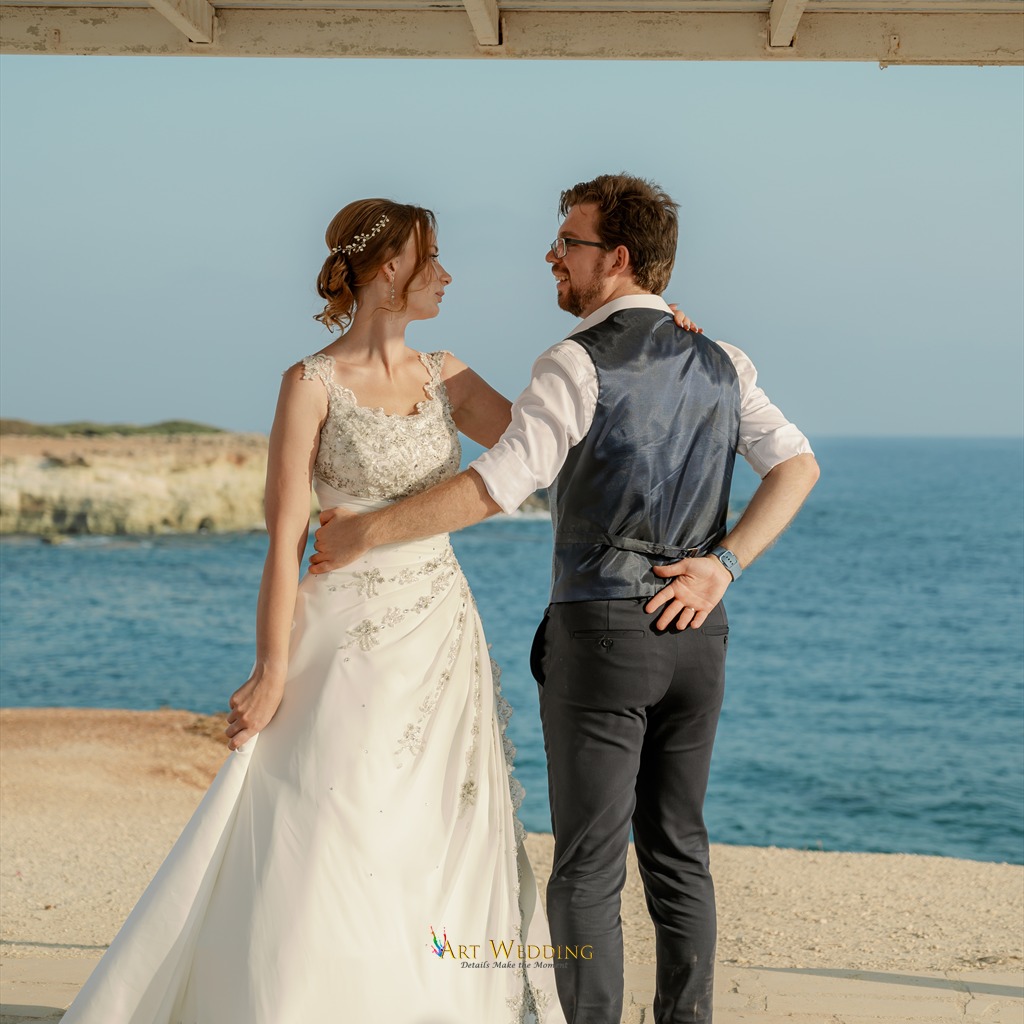 Wedding at the Red Cliffs — Art Wedding